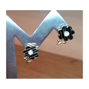 Betsey Johnson enamel flower earrings dressy casual gold black.